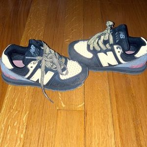 Gently-worn New Balance 574